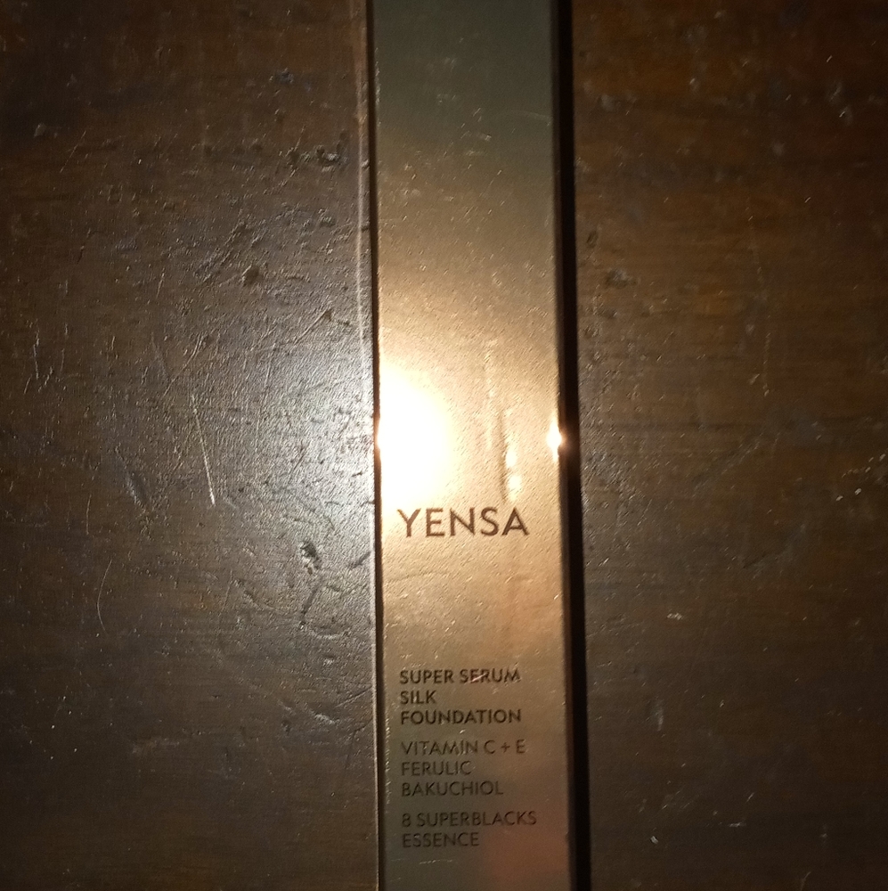 Free with any purchase over 45$ foundation new